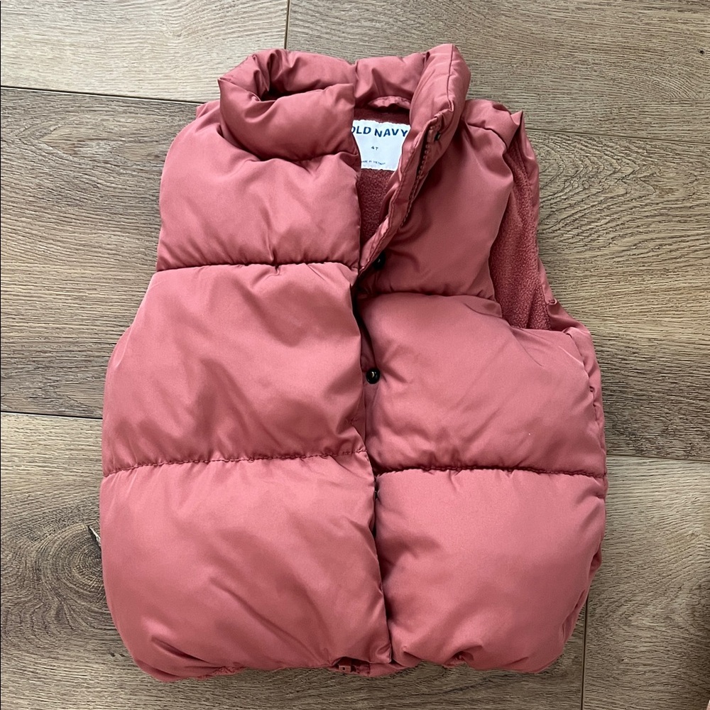 Old Navy girl vest- 4T (dusty pink)